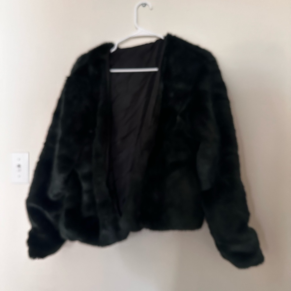 Elegant Green Faux Fur Jacket